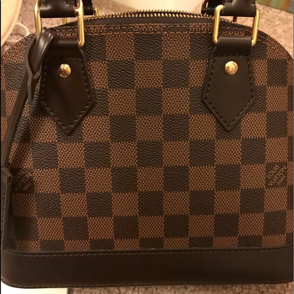 🔴SOLD🔴Authentic! Louis Vuitton Alma BB in Damier - Picture 3 of 8